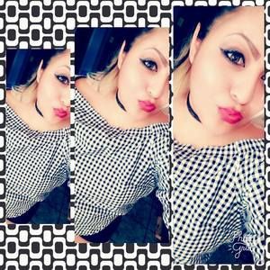 Meet your Posher, Chia